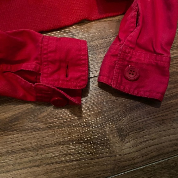 red cropped, zip up sweater - Picture 4 of 5